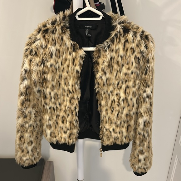 Cheetah print bomber - Picture 1 of 5